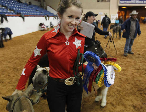 Lauren Greaves and ribbons from amateur obstacle
